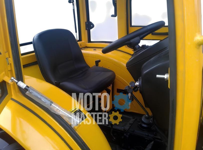 Мінітрактор DONGFENG DF-244 F Cab 78-18 фото