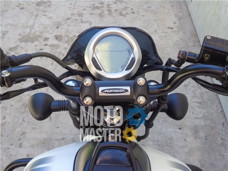 Мотоцикл BAJAJ AVENGER STREET 220 MOT-018 фото