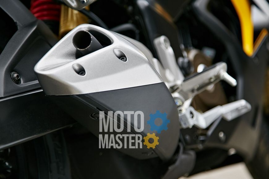 Мотоцикл BAJAJ PULSAR RS 200 MOT-032 фото