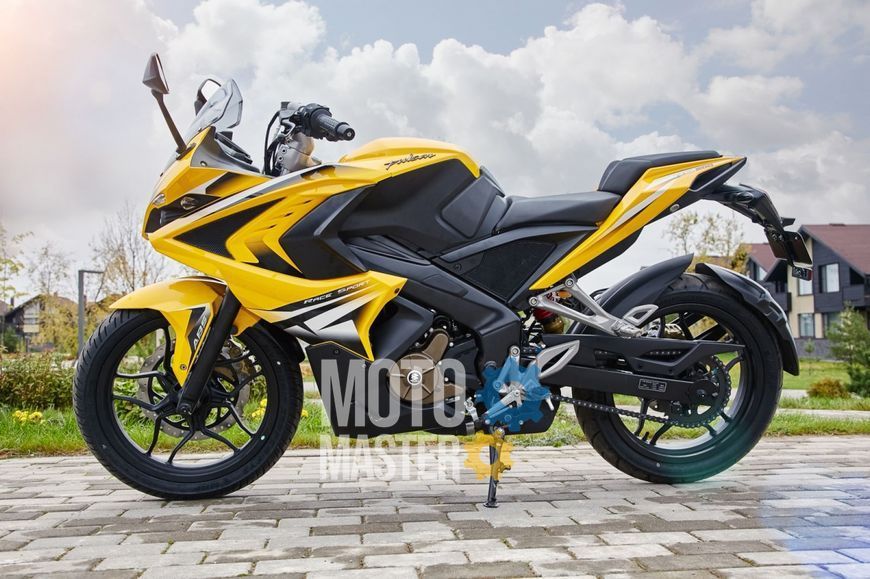 Мотоцикл BAJAJ PULSAR RS 200 MOT-032 фото